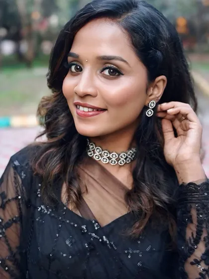 This American Diamond choker is perfect for a party look. It's modern, stylish, and adds the right amount of bling.