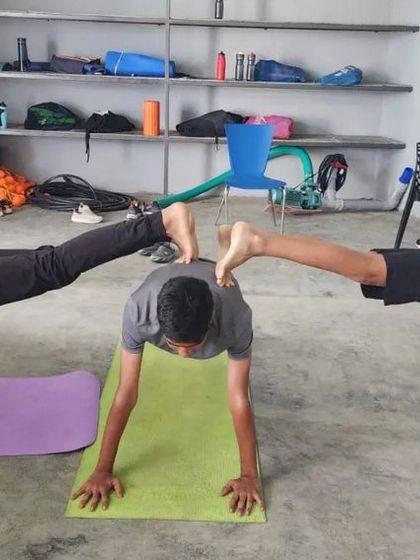 Swimsquare - Swimming Lessons Dry-Land Training: Strength & Flexibility photo 127