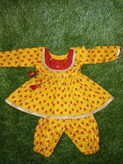 Label Thanmaye - Custom Designer Wear for Women & Kids Family & Sibling Twinning photo 16