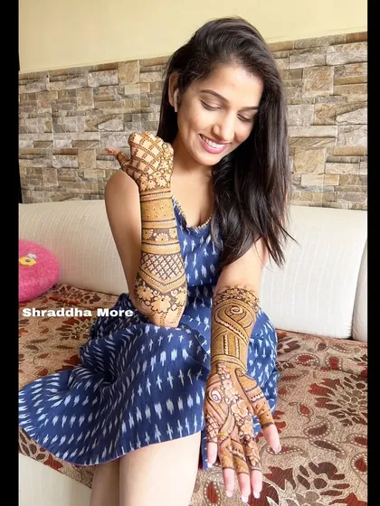 It was a pleasure doing the mehendi for actress Jahnavi Killekar for her show 'Bhagya Dile Tu Mala'.