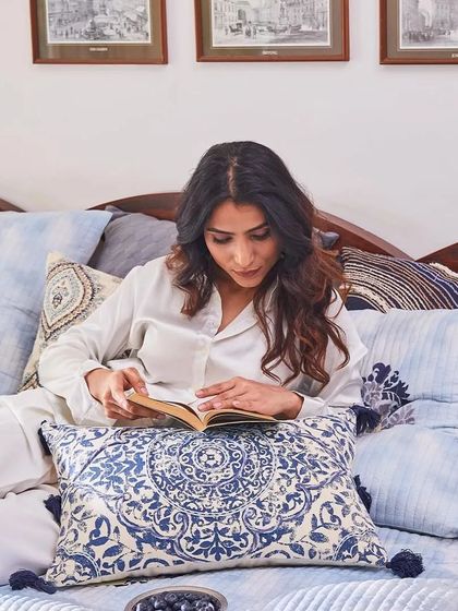 Ekaani - Luxury Home & Spiritual Decor Luxurious Linens: Cushions & Bedcovers photo 51