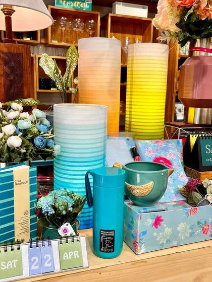 Bright and beautiful gifts of love. New in are these paper lamps from Auroville with an ombré effect, perfectly matching my handmade paper notebooks.