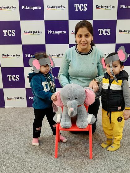 Unleashing Creativity: Arts, Crafts & Role-Play photo 25