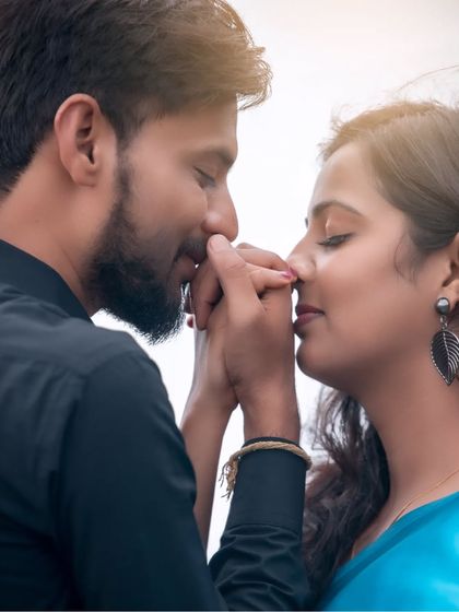 Creative Pre-Wedding Shoots photo 26