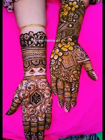 A unique design with two different styles on each hand. One is a traditional band, and the other is a flowing floral pattern.