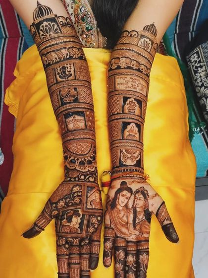 Custom Portrait & Story Mehndi photo 3
