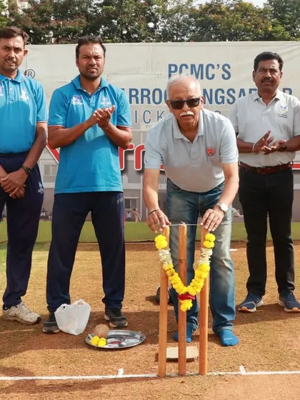 Mr. Vinayak Dravid and our coaches at the pitch before the start of the Varroc Cup.