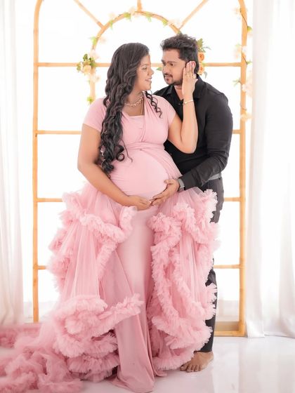 WonderBump Studio - Baby Shower Photography Couples & Family Portraits photo 33