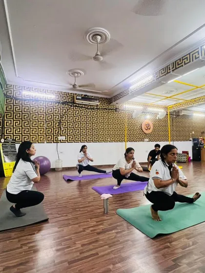 A full class working on the side lunge pose. This posture is excellent for opening the hips and strengthening the inner thighs.