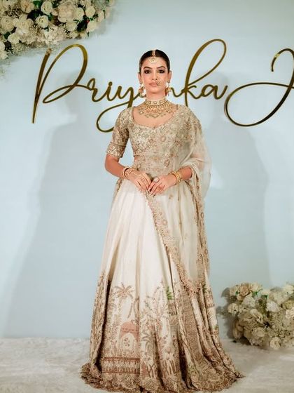 Signature Soft Glam Looks photo 3