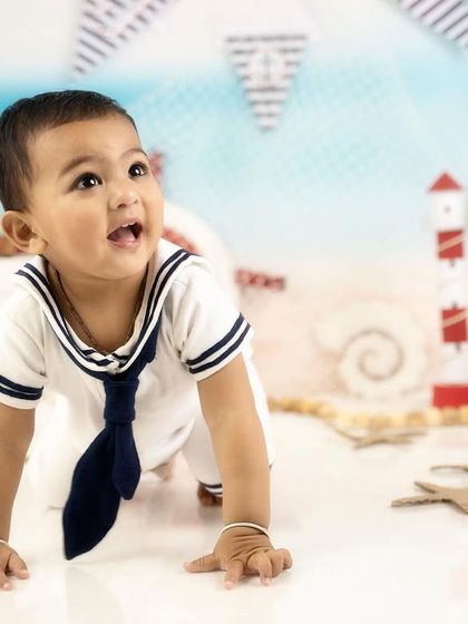 Creative & Themed Baby Shoots photo 3