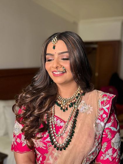 Flowing Waves & Curls photo 16