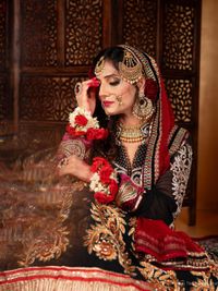 Custom & Bridal Jewellery Design