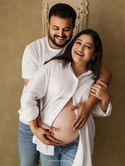 Pure, unscripted laughter. These are my favorite moments to capture, showing the genuine joy of your journey together.