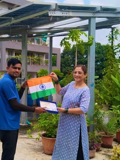 SolarSquare - Residential & Community Rooftop Solar Solutions Our Happy Customers: Homes & Families photo 170