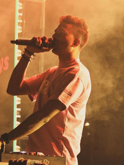 DJ Shams - DJ for Special Events College Fests & Large-Scale Events photo 9