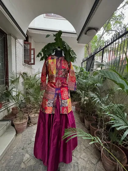 The skirt and short kurta set, a more traditional take on the fabric.