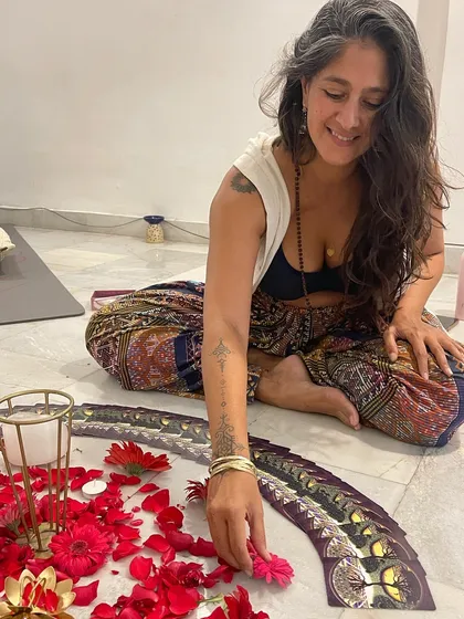 A beautiful moment from our "Women and Moon" workshop, where we use ritual and intention to connect with our inner cycles.