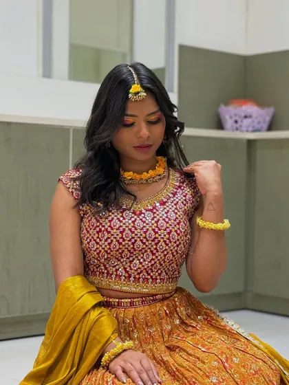 Soft, dewy, and sunshine-ready. Our students learn to create the perfect Haldi ceremony makeup, keeping it light, radiant, and picture-perfect.