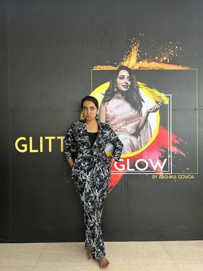 Aashika Gowda - Makeup Courses & Workshops Welcome to Glitter & Glow photo 8