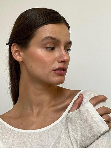 Natural Brow Shaping & Tinting photo 31