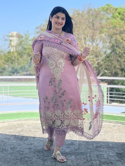 Amisha Anand - Party & Event Makeup Elegant Ethnic & Festive Looks photo 8