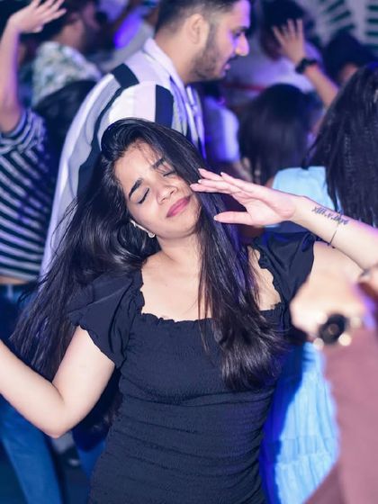 Letting go and feeling the music at Shift HSR. My goal is to create an atmosphere where you can dance your heart out and forget everything else.