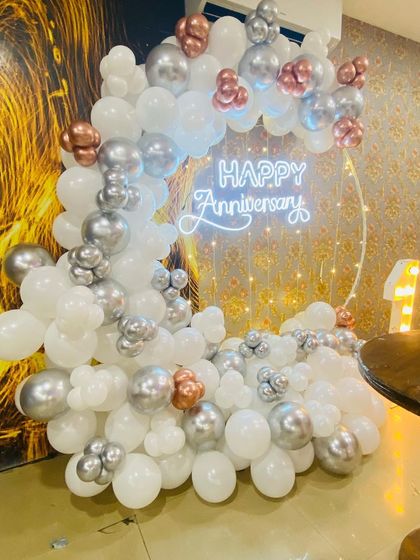 Romantic & Anniversary Decorations photo 36