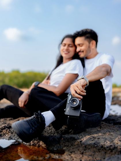 AJ Picture Company - Wedding & Couple Photography Pre-Wedding Stories: Your Love, Your Style photo 19