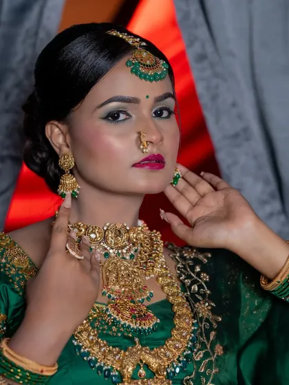 Another close-up of the detailed makeup work.