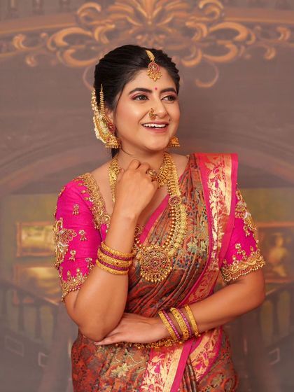 Aishwarya Rangarajan - Live Musical Performance Elegance in Ethnic Wear photo 32