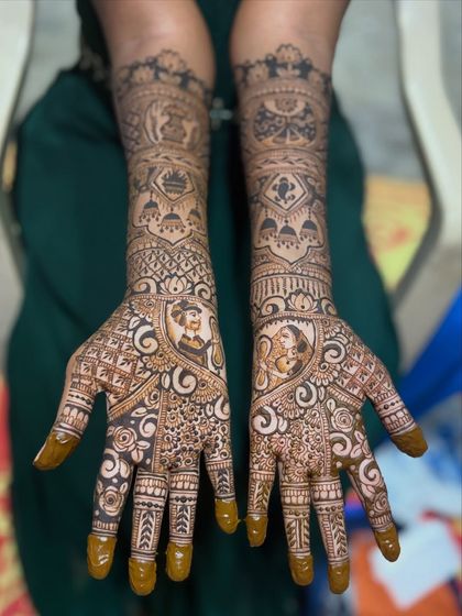 Chandu - Bridal Mehendi Custom Bridal Portraits photo 3