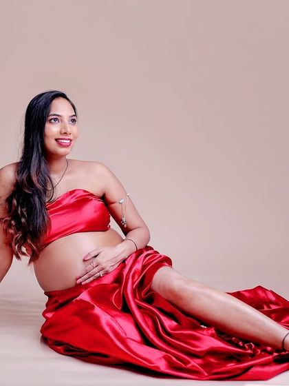 WonderBump Studio - Baby Shower Photography Elegant Gown Showcase photo 25