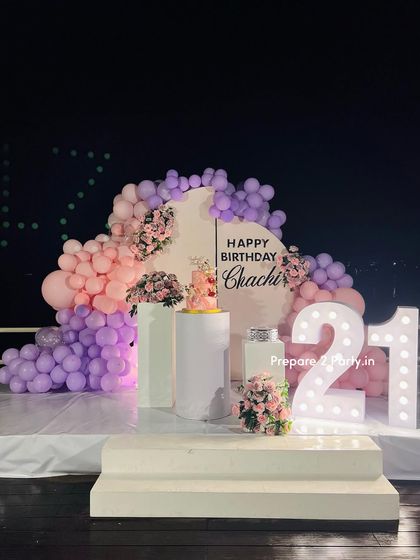 Elegant & Personalized Birthday Decor photo 6
