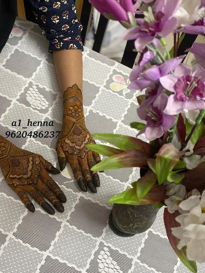 A wider view of the floral party design, showing how it looks in context.