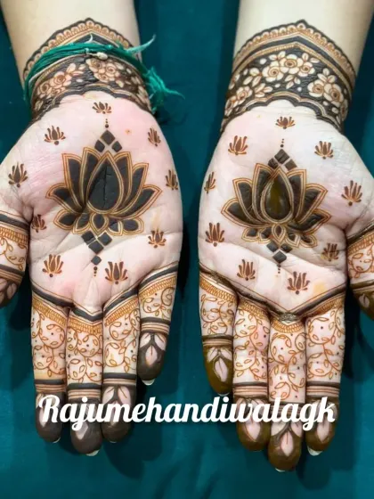 Sometimes, a single, bold motif makes the strongest statement. This design focuses on the lotus, a symbol of purity, creating a clean, striking, and modern look while still being rooted in tradition.