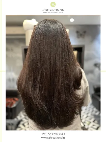 A sophisticated and rich chocolate brown hair color. This shade adds depth and elegance, and I finished it with a healthy, glossy shine.