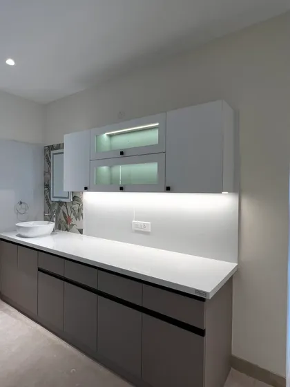 Elevating simplicity with a functional crockery unit. The clean lines and minimalist hardware make this a stylish and practical addition to the dining space.
