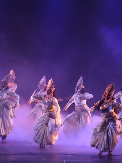 The Kaurava army, depicted here with dramatic lighting and synchronized movement, represents the forces of adharma in '18 Days'. Crafting these large ensemble scenes is key to conveying the epic's scale.