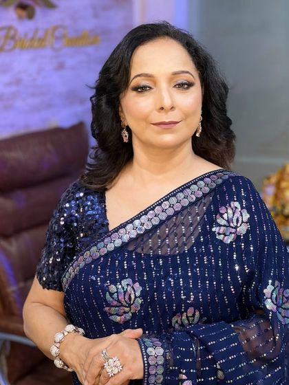 Timeless Beauty: Mature Skin Makeup photo 3