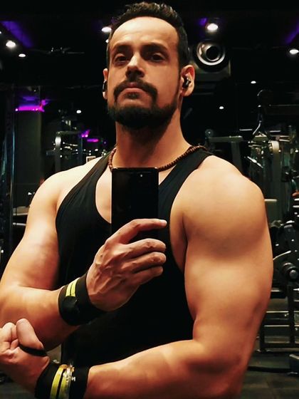 You will not always be motivated, so you must learn to be disciplined. I help you build the habits and discipline that will carry you through when motivation fades.