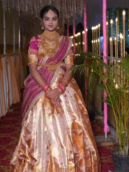 Chaithu Gowda - Custom Designer Ethnic Wear Langa Dhawani Creations photo 10