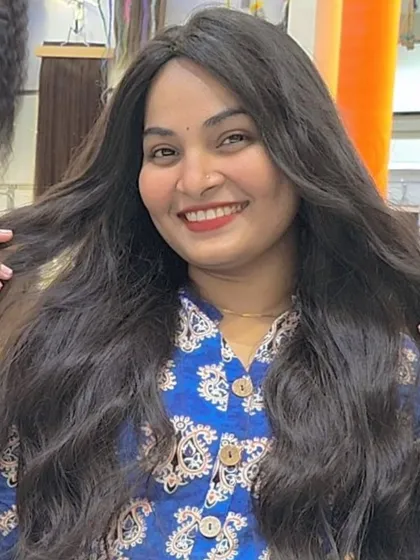 The many moods of being happie. Happiness is a side effect of feeling confident in your hair. This client is glowing in her new wavy wig.