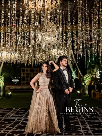 Your engagement or cocktail night is a chance to celebrate in style. We focus on capturing the glamour of the evening, from the dazzling decor to the couple's chic outfits, ensuring these elegant moments are beautifully preserved.