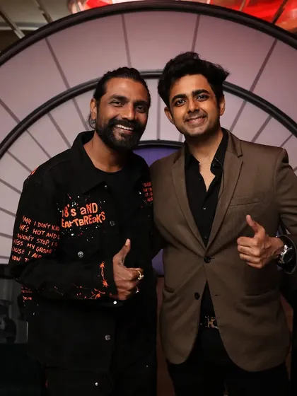 Sharing a thumbs up with the incredible Remo D'Souza. I performed a bit of card ballet for him, but he joked he preferred locking and popping. Luckily, I know a few moves.