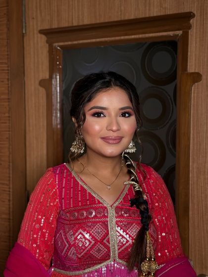 Party & Guest Glam photo 13