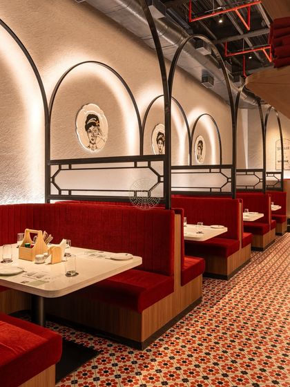 Sarah Sham - Hospitality & Entertainment Design Project: Fountain Sizzlers photo 7