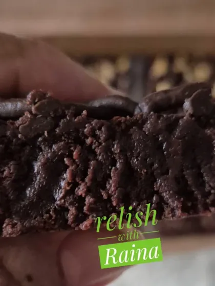 This is the rich, fudgy texture of my healthy Ragi Brownie. Made with pure couverture chocolate and ragi flour instead of maida, these eggless brownies are dense and moist, proving that healthy can be delicious.