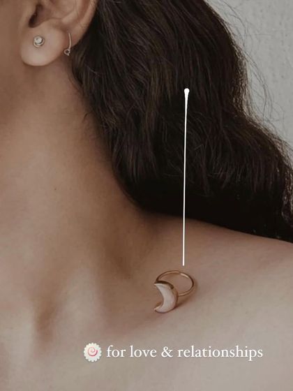 This 'chándra' luna ring in Pink Opal is perfect for attracting love and nurturing relationships. I love how the crescent moon shape pairs with the gentle energy of the stone.