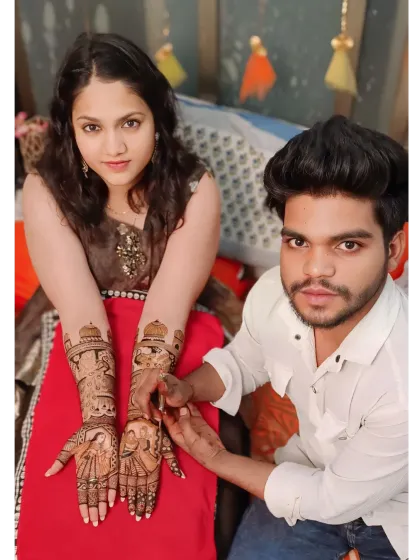 Another one of my beautiful brides, showing the intricate portrait work on her hands. It's always an honor to be a part of such an important day.